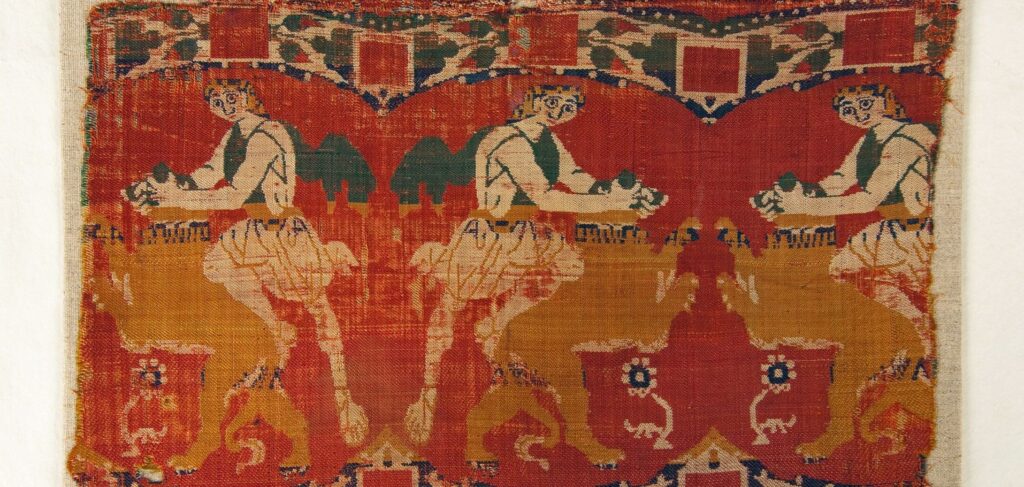 Textile fragment: Lion fighter (Sampson?), MAK Inv.nr. T 724 © Museum of Applied Arts